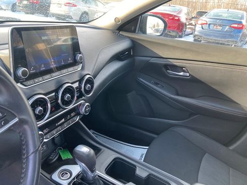 Used 2021 Nissan Sentra SV image 16