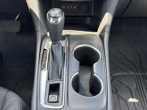 Used 2020 Chevrolet Equinox LT AWD/4WD image 13