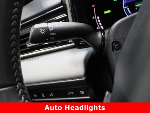 Certified 2025 Toyota Camry SE image 25