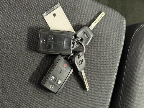 Used 2017 Chevrolet Silverado 2500 LT w/ Midnight Edition image 20