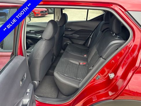 Used 2024 Nissan Kicks SV FWD image 6