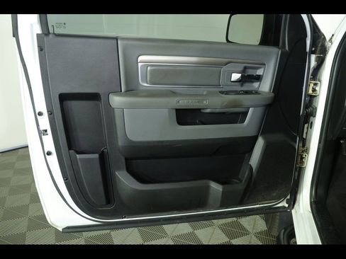 Used 2013 RAM 1500 Express image 13