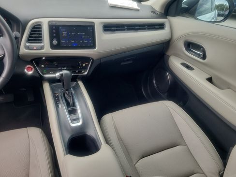 Used 2021 Honda HR-V EX-L image 18