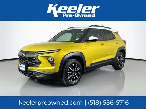 Used 2025 Chevrolet TrailBlazer ACTIV w/ Convenience Package AWD/4WD image 1