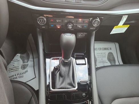 New 2026 Jeep Compass Limited w/ Sun, Sound & Navigation Group AWD/4WD image 15