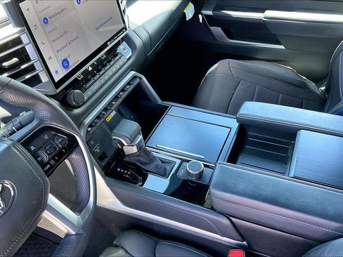 Used 2022 Toyota Tundra Platinum RWD image 16