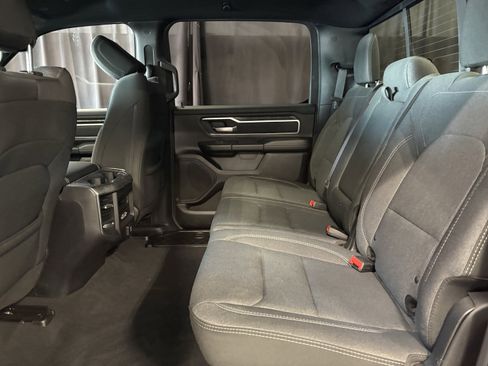 Used 2019 RAM 1500 Big Horn RWD image 7