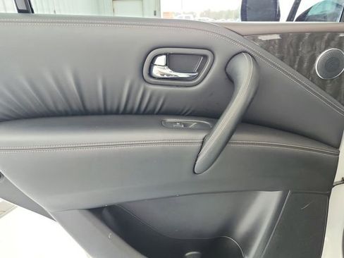 Used 2022 Nissan Armada Platinum image 45