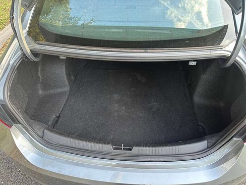 Used 2023 Chevrolet Malibu LT image 17