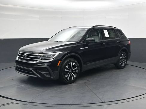 Used 2023 Volkswagen Tiguan S FWD image 9