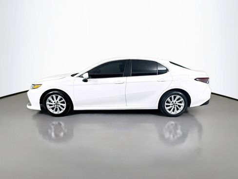 Used 2023 Toyota Camry LE FWD image 2