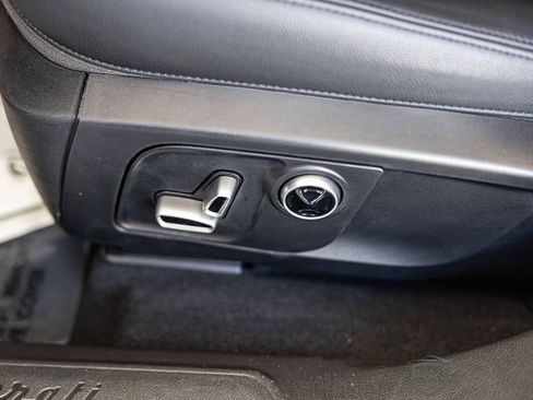 Used 2022 Maserati Levante GT image 23