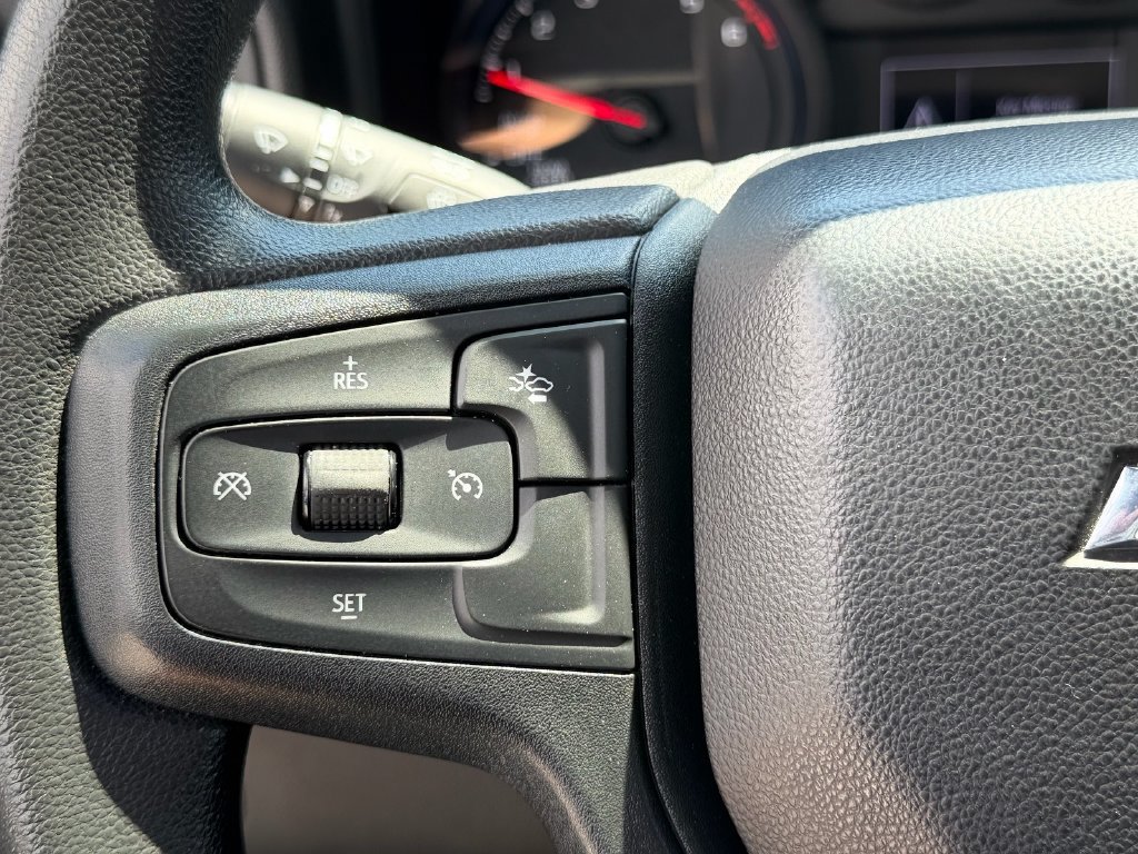 Used 2024 Chevrolet Silverado 1500 Custom RWD image 26