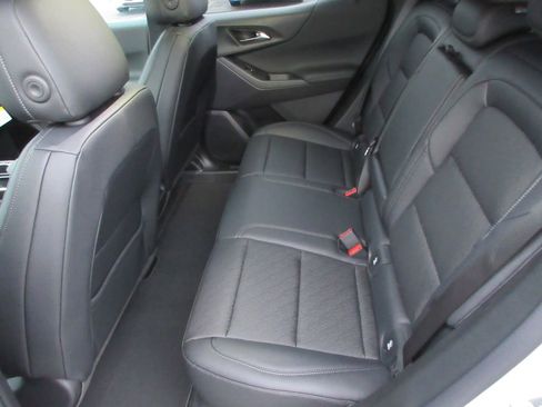 New 2026 Chevrolet Equinox LT w/ Convenience Package II image 14