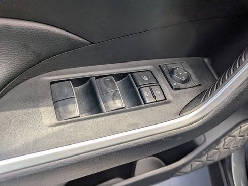 Used 2023 Toyota RAV4 XLE w/ Convenience Package FWD image 8