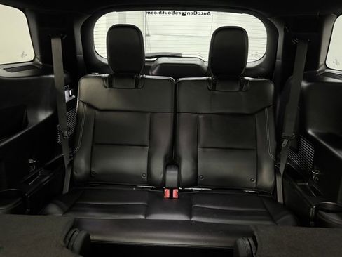 Used 2021 Ford Explorer ST w/ ST Street Pack image 33