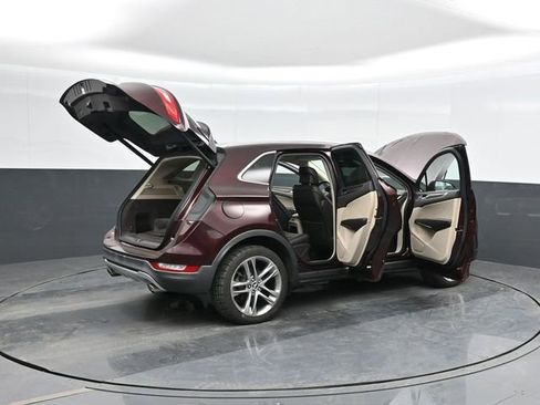Used 2019 Lincoln MKC Reserve image 40