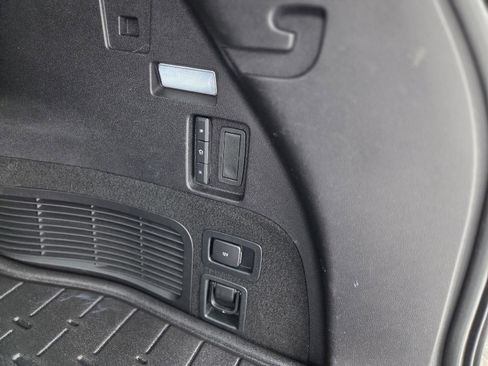 Used 2020 Lincoln Aviator Reserve w/ Equipment Group 202A image 34