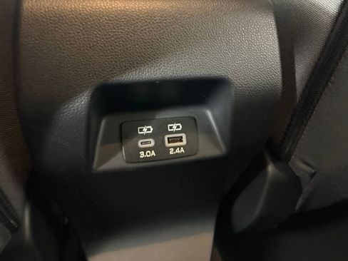 Certified 2025 Subaru Crosstrek 2.0i Premium image 26