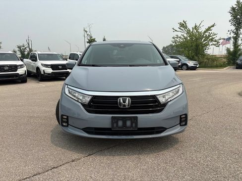 Used 2023 Honda Odyssey Touring image 2