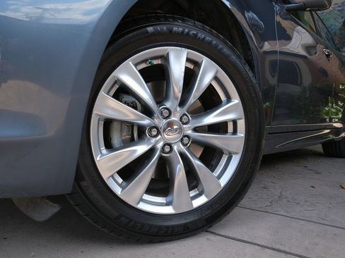 Used 2012 INFINITI M37 x w/ Deluxe Touring Pkg AWD/4WD image 47