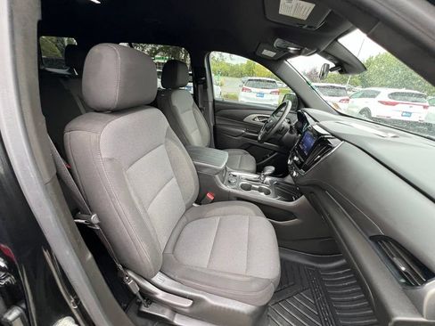 Used 2023 Chevrolet Traverse LT AWD/4WD image 31