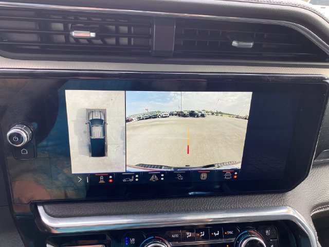 Used 2025 GMC Sierra 3500 Denali w/ Technology Package AWD/4WD image 17