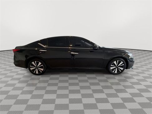 Used 2019 Nissan Altima 2.5 SL image 12
