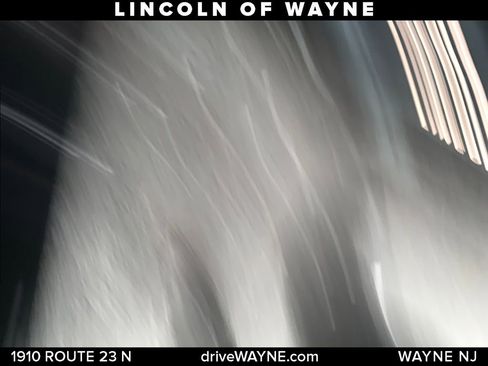 Certified 2022 Lincoln Nautilus Reserve image 14