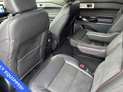 Certified 2022 Ford Explorer ST-Line w/ Class IV Trailer Tow Package image 13