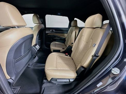 Used 2025 Kia Sorento SX Prestige w/ Olive Brown Leather Package image 25