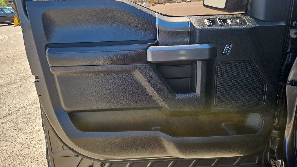 Used 2017 Ford F150 XLT w/ Equipment Group 302A Luxury AWD/4WD image 25
