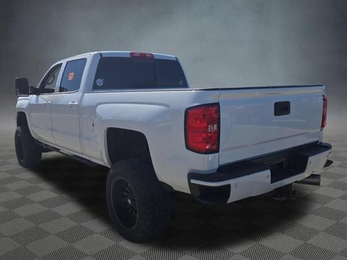 Used 2018 Chevrolet Silverado 2500 High Country w/ Duramax Plus Package AWD/4WD image 6