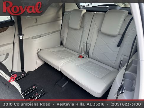 Certified 2026 Volkswagen Atlas SE w/ Panoramic Sunroof Package FWD image 11