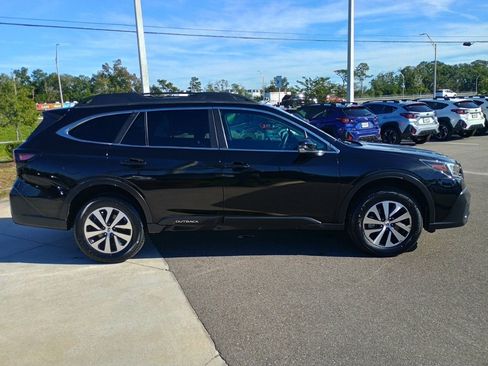 Certified 2022 Subaru Outback Premium image 4