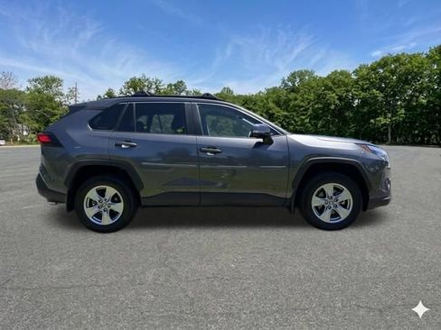 Used 2023 Toyota RAV4 XLE AWD/4WD image 10