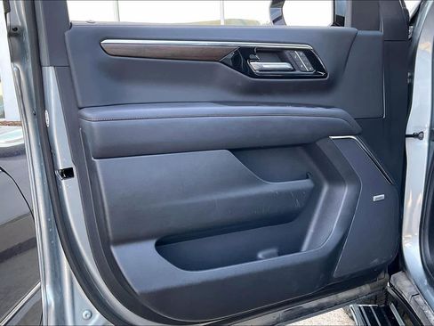 Certified 2025 Chevrolet Tahoe High Country image 21