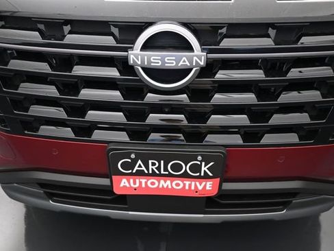 Used 2026 Nissan Pathfinder Platinum FWD image 45