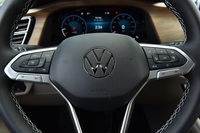 New 2026 Volkswagen Atlas SE FWD image 17