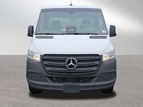 Used 2025 Mercedes-Benz Sprinter 2500 image 8