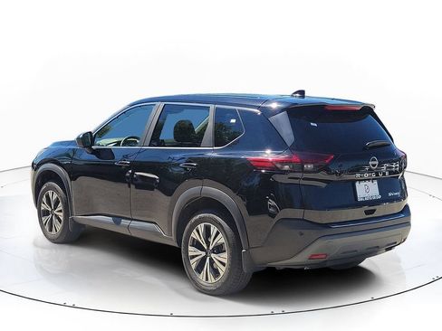 Used 2023 Nissan Rogue SV AWD/4WD image 3