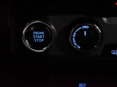 Used 2016 Toyota Tacoma TRD Off-Road w/ Towing Package AWD/4WD image 21