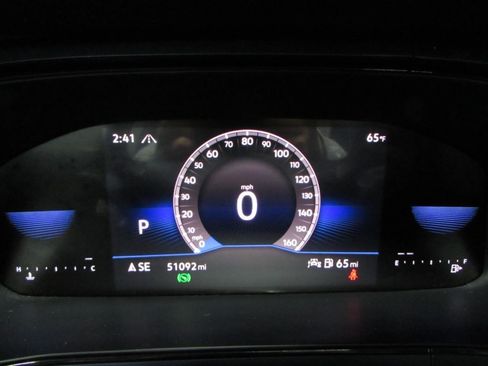 Used 2024 Volkswagen Taos SE AWD/4WD image 25