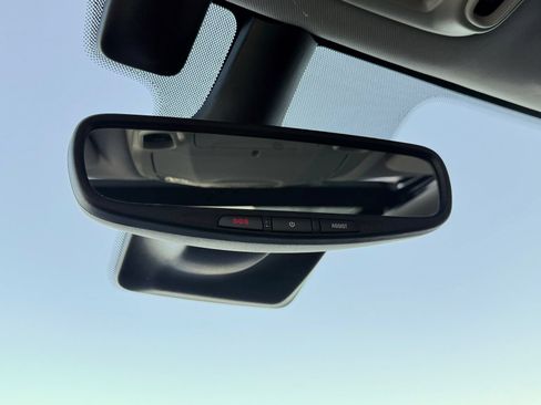 Used 2022 Chrysler Pacifica Limited FWD image 49