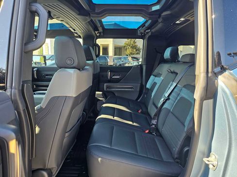 Used 2024 GMC Hummer EV 3X w/ Omega Edition image 17
