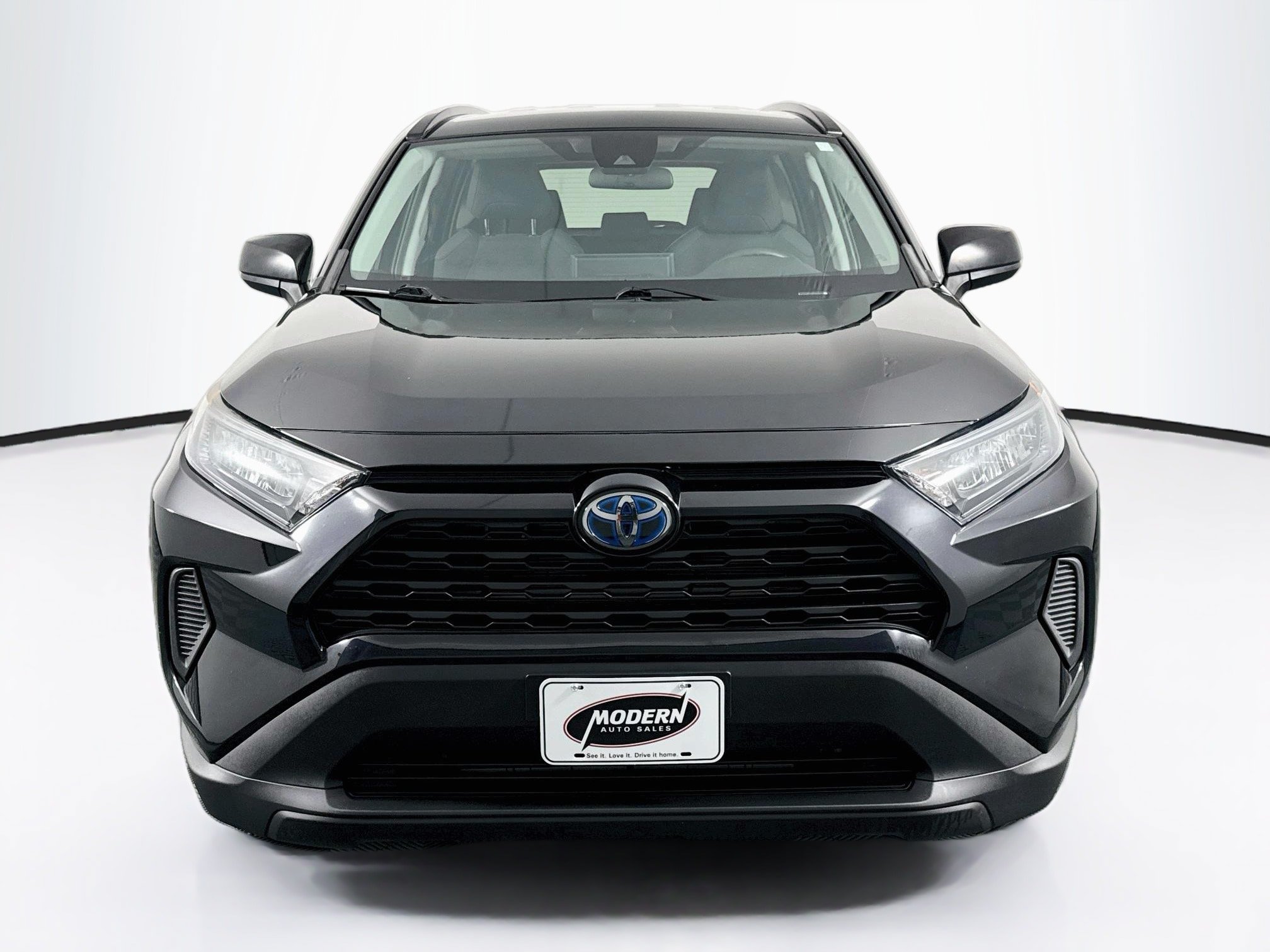 Used 2021 Toyota RAV4 LE AWD/4WD image 7