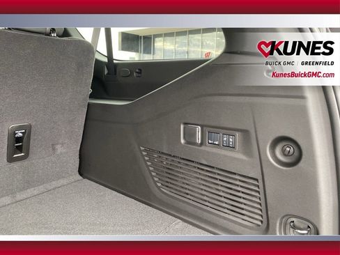 New 2026 GMC Yukon XL Elevation image 42