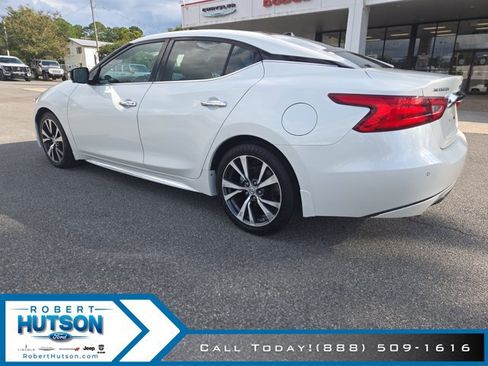 Used 2017 Nissan Maxima Platinum FWD image 8