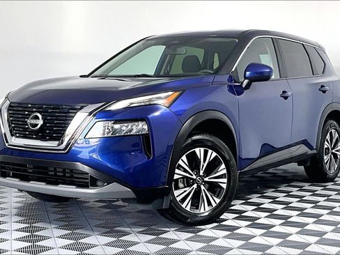 Used 2023 Nissan Rogue SV AWD/4WD image 2