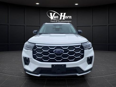 New 2026 Ford Explorer Platinum w/ LUX Leather Package image 11